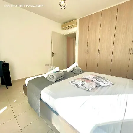 Flats Apt.c307 * ラルナカ